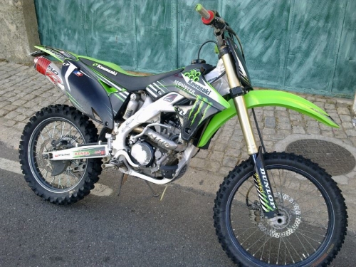 KAWASAKI KX250F